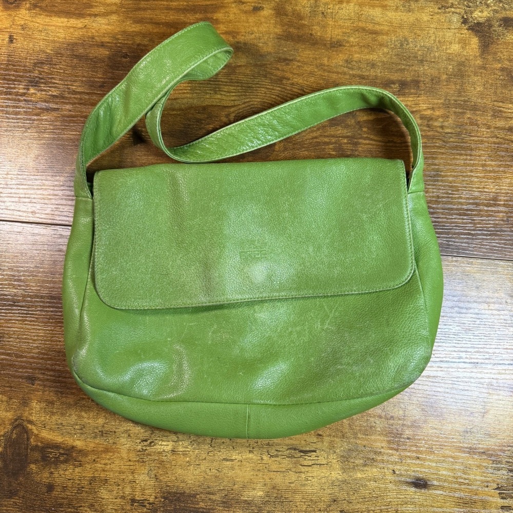 Bree Green Pebbled Leather Flap Crossbody Messenger Bag‎ Medium Womens